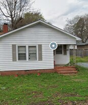 Building Photo - 307 Ross St