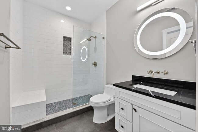 Building Photo - 7002 River Oaks Dr