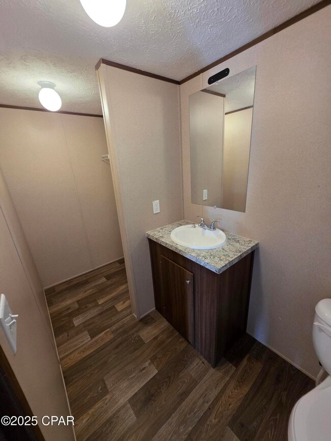 Building Photo - 2723 E 19th St