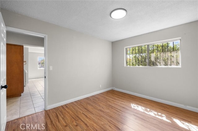 Building Photo - 207 Flora St