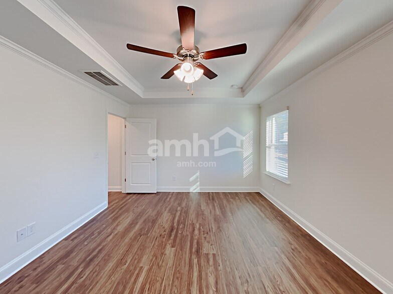 Building Photo - 3247 Brierhill Rd