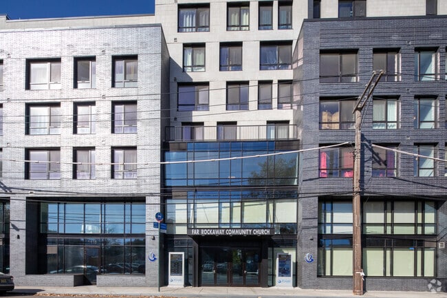 Building Photo - 1414 Central Ave