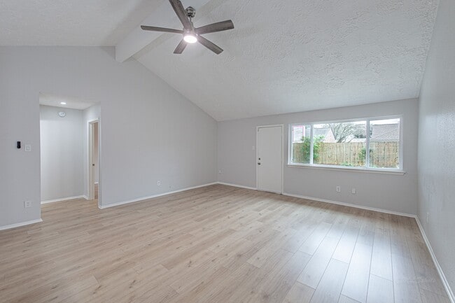 Building Photo - 20055 Fort Stanton Dr