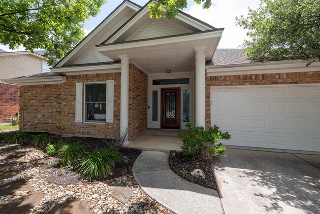 Building Photo - 17007 Copperhead Dr
