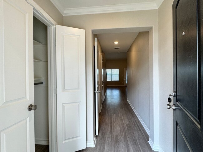 Building Photo - 14560 CR 2191