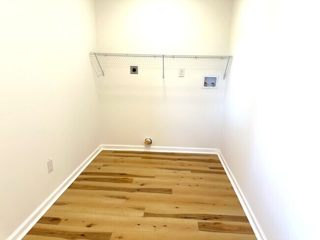 Building Photo - 516 Verbena St