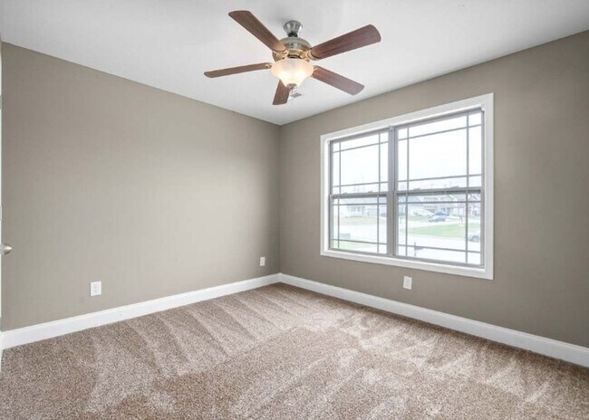Building Photo - 1103 Medallion Ct