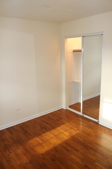 Building Photo - 14437 S Ravinia Ave