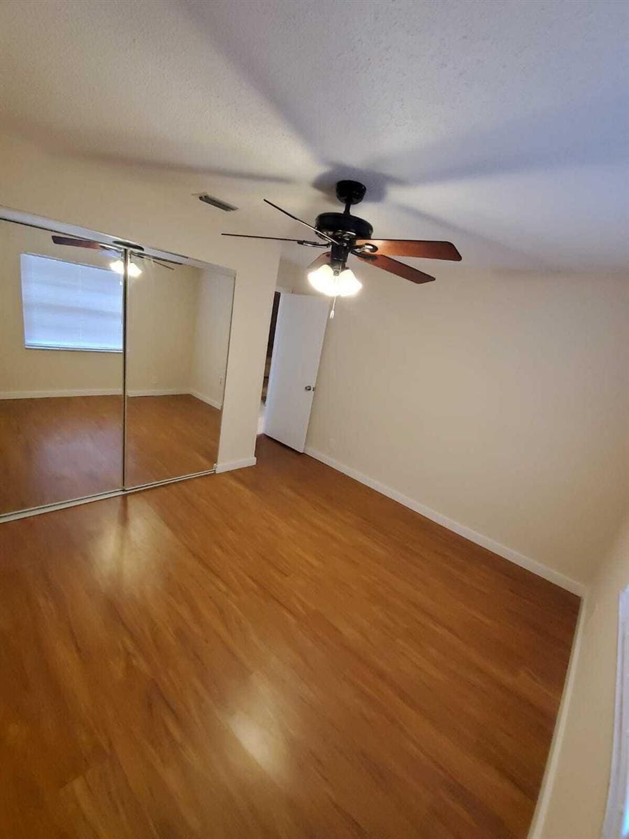 Building Photo - 24 Laredo Pl