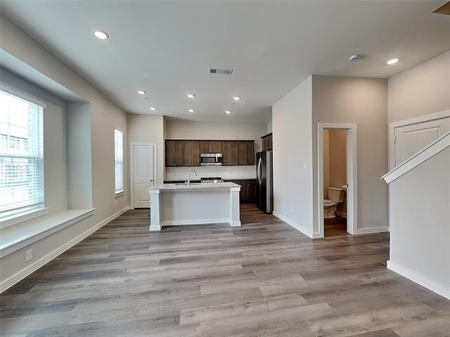 Building Photo - 1029 Fallgate Dr