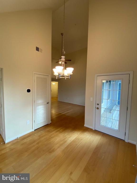 Building Photo - 20445 Chesapeake Square