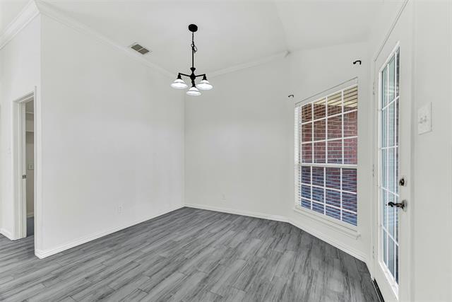 Building Photo - 1010 Westwood Ct