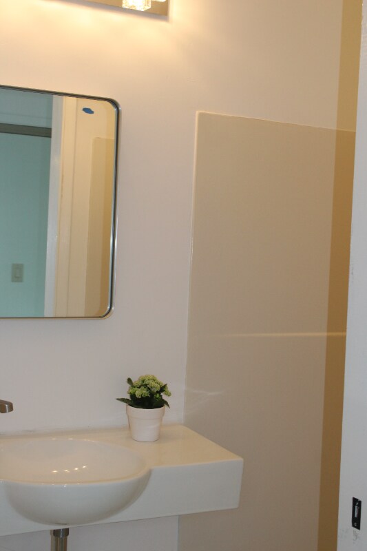 Building Photo - 520 10th St