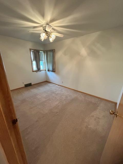 Building Photo - 2670 River Rd Dr
