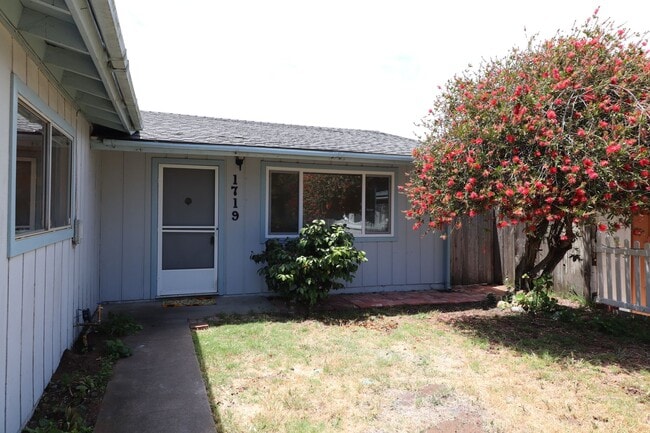 Primary Photo - Los Osos Home for Rent