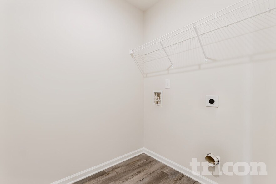 Building Photo - 18 Iron Horse Ct