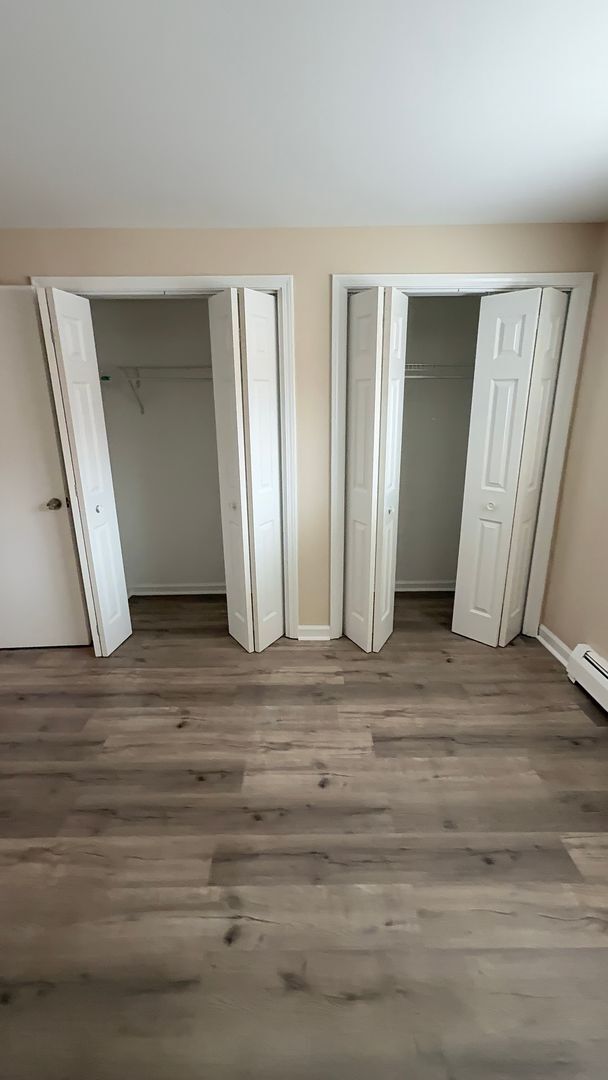 Building Photo - 2 Bed Condo Near O'Hare