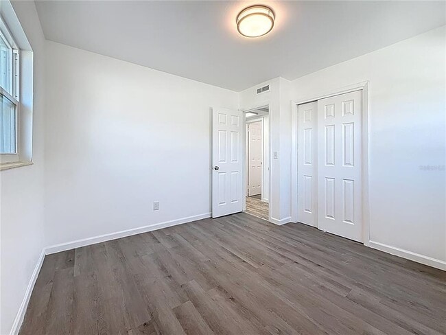 Building Photo - 4716 Town N Country Blvd