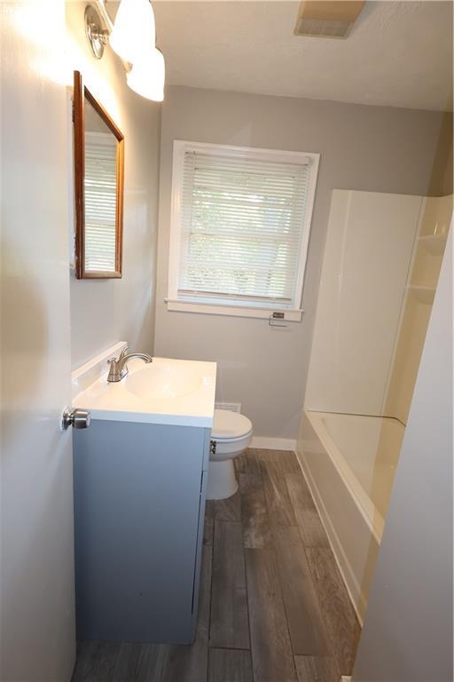 Building Photo - 1540 Alverado Way
