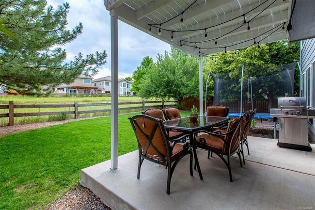 Building Photo - 9971 Blackbird Cir
