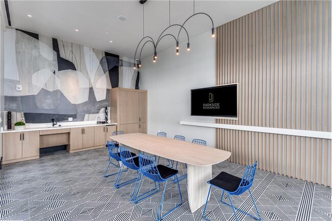 Building Photo - 807 Crawford St