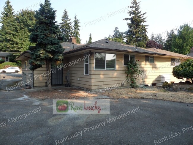 Building Photo - 19541 3rd Ave S