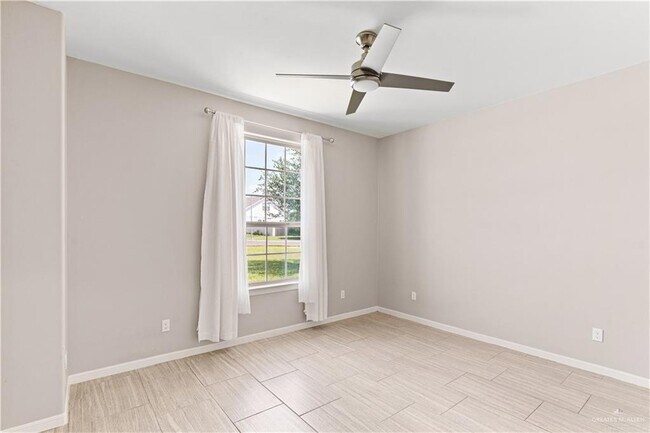 Building Photo - 14224 Amistad Cir
