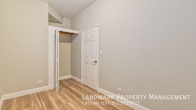Building Photo - 2625 W 21st Pl