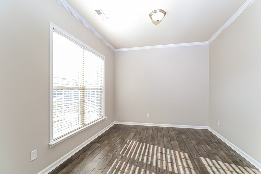 Building Photo - 10436 Honeyfur Ct