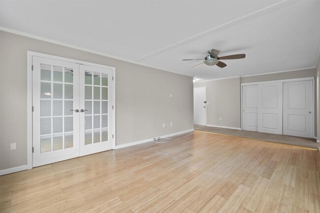 Building Photo - 407 Sierra Vista Ln