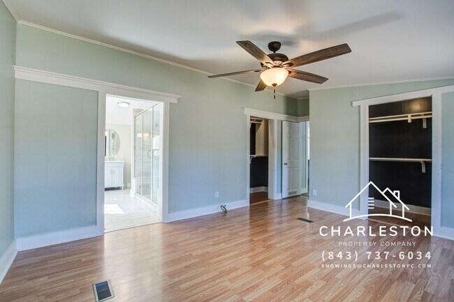 Building Photo - 1807 United Dr