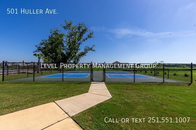 Building Photo - 501 Huller Ave