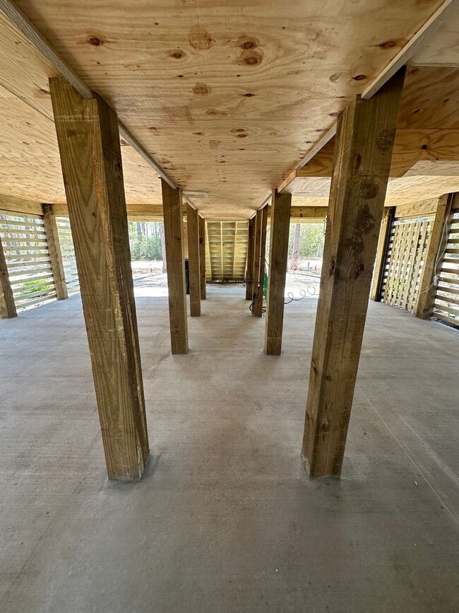 Building Photo - 2 Bed/2 Bath Long-Term Rental in Manteo!