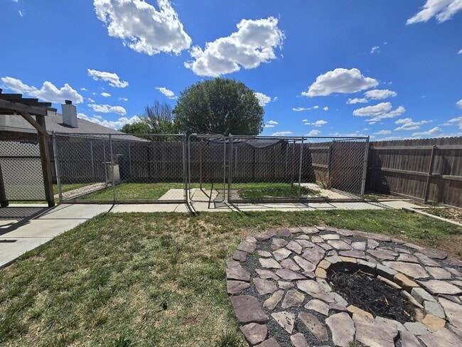 Building Photo - 1548 Bosc Ct
