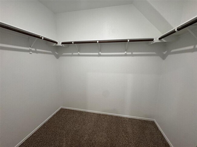 Building Photo - 502 Thunderstorm Ave