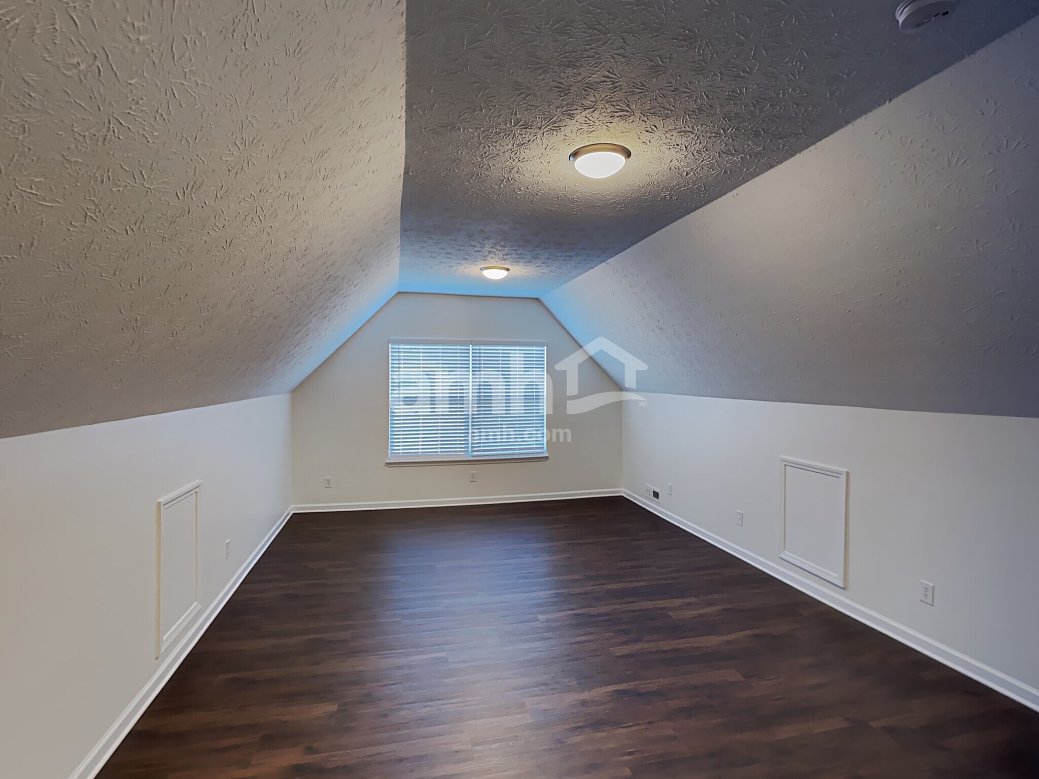 Building Photo - 13139 N Elster Way