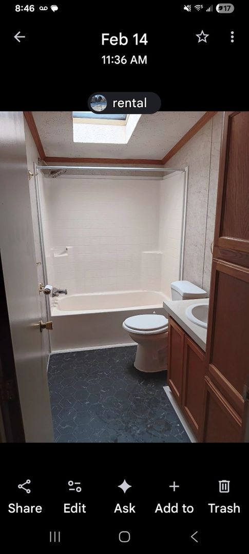 Building Photo - 1781 Tyler Rd SE