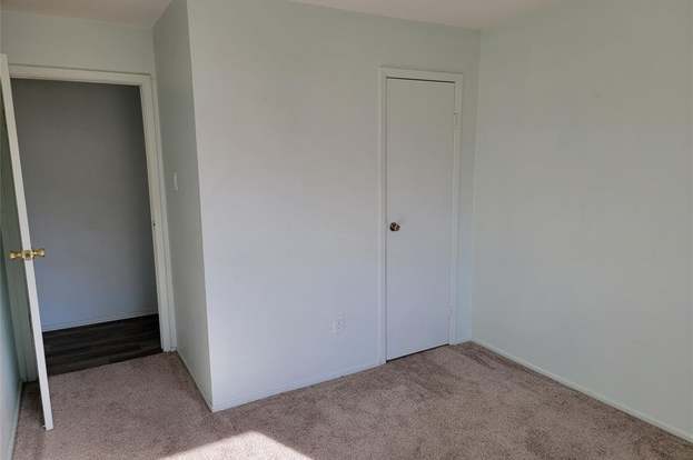 Building Photo - 257 Austin St