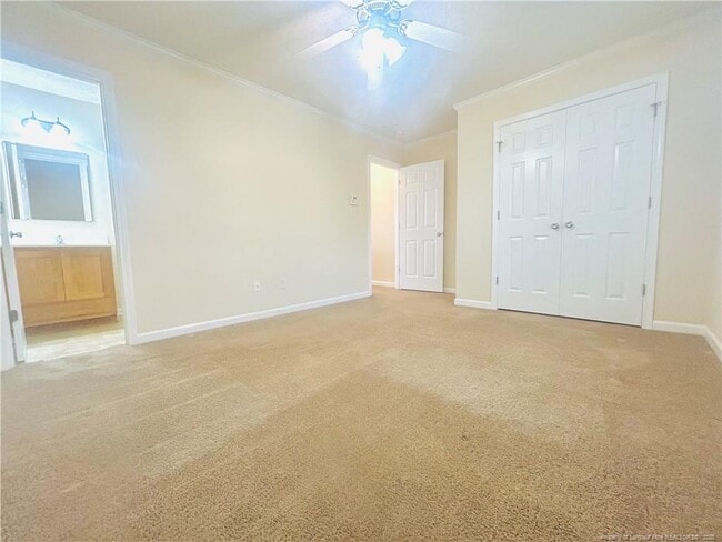 Building Photo - 3332 Kenmont Ln