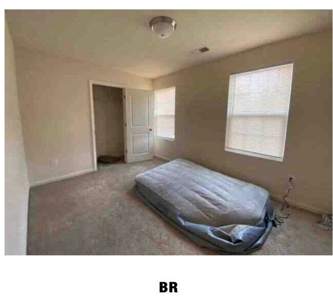 Building Photo - Beautiful 4-Bedroom Home in Elon, NC