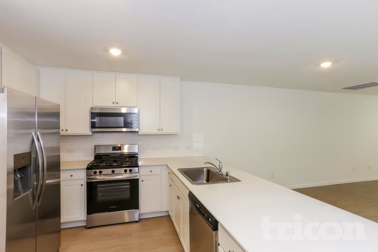 Building Photo - 15233 Rangeland Rd