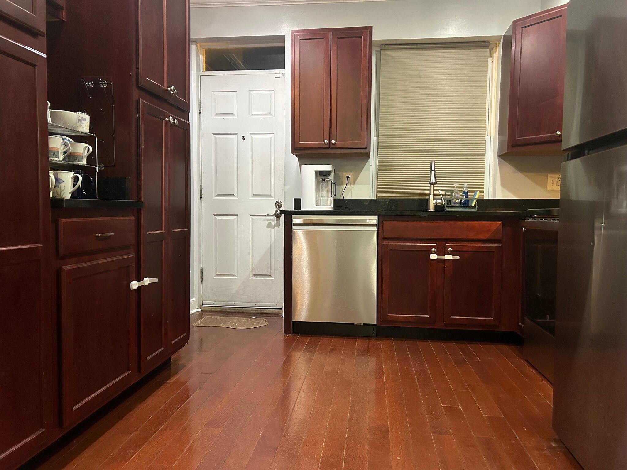 Kitchen, view 1 - 128 N Belnord Ave