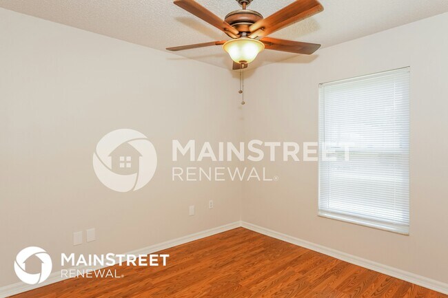 Building Photo - 258 Charles Ave