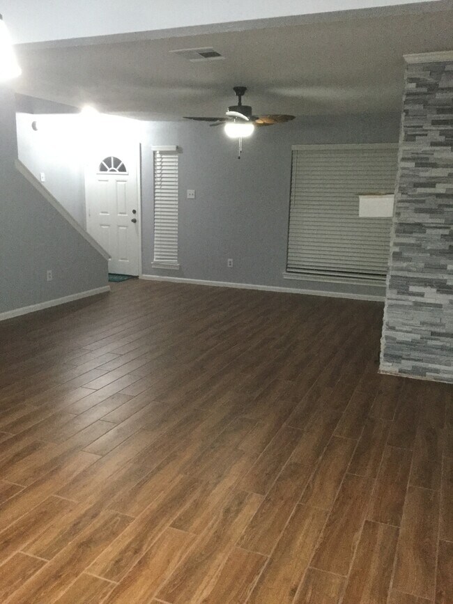 Building Photo - 2019 Place Rebecca Ln