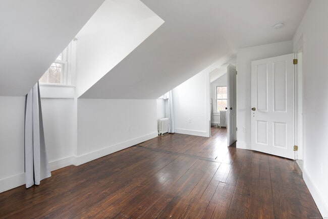 Building Photo - 126 Lime Rock Rd