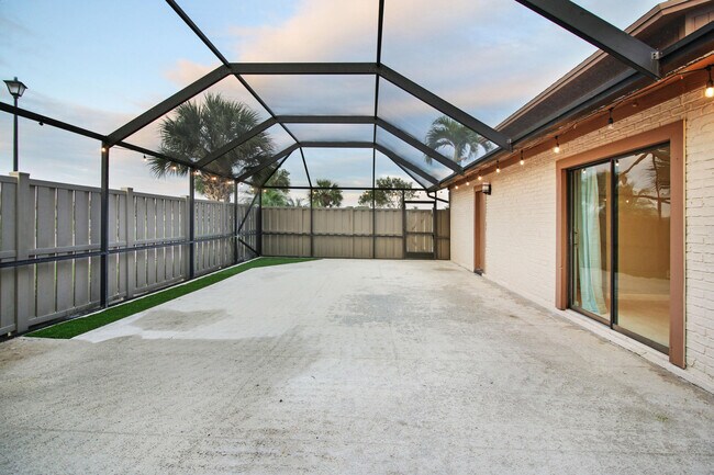 Building Photo - 9623 Boca Gardens Pkwy