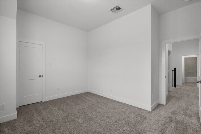 Building Photo - 4935 Anders Ln