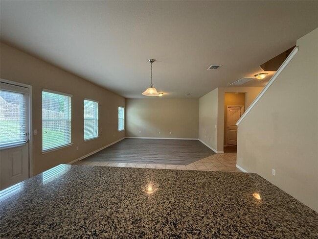 Building Photo - 503 Libani Ln