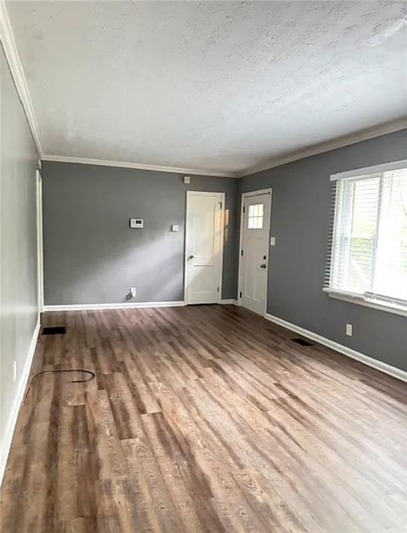 Building Photo - 2196 Knoll Dr