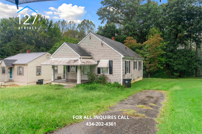 Building Photo - Charming 2-Bedroom Home in Ideal Lynchburg...